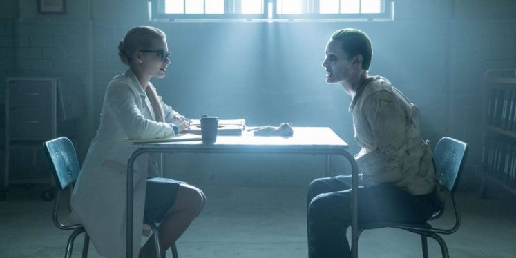 Suicide-Squad-Harley-Quinn-and-Joker-in-Insitution